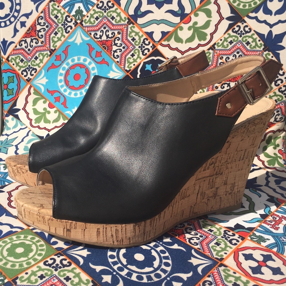 New Maurices Wedges